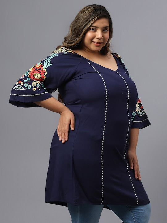 Plus Size Floral Embroidered V-Neck Cotton Longline Top