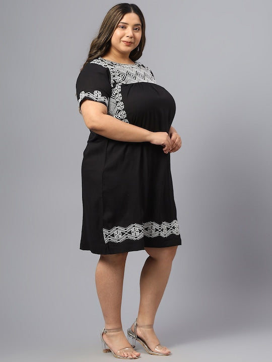 Plus Size Geometric Embroidered Round Neck Gathered Cotton A-Line Dress