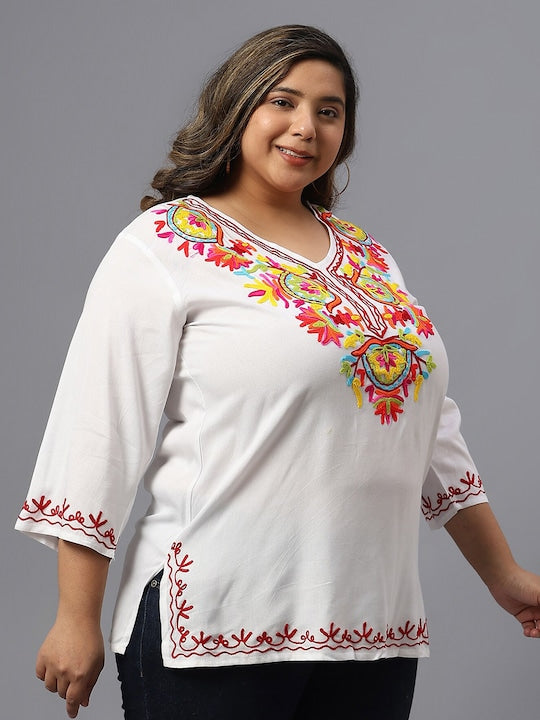 Plus Size Floral Embroidered V-Neck Top