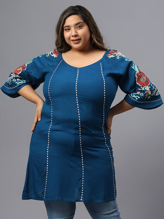 Plus Size Polka Dot Embroidered V-Neck Longline Pure Cotton Top