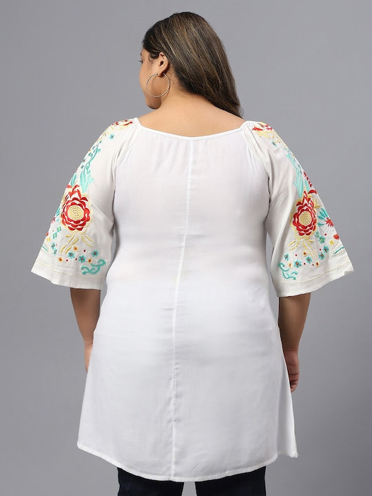 Plus Size Floral Embroidered V-Neck Longline Cotton Top