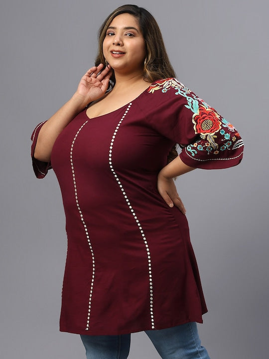 Plus Size Floral Embroidery Cotton Regular Top