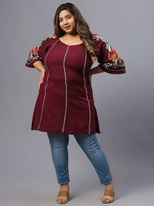 Plus Size Floral Embroidery Cotton Regular Top