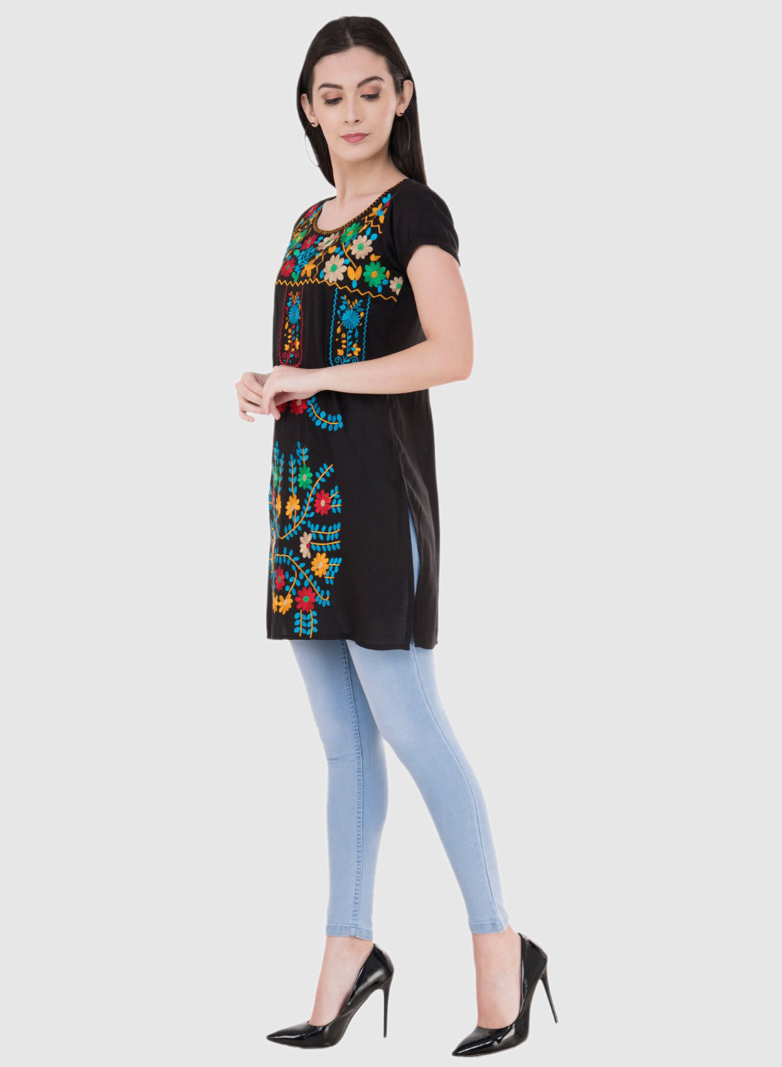Women Top Black Rayon Tunic Casual Regular Fit Half Sleeves