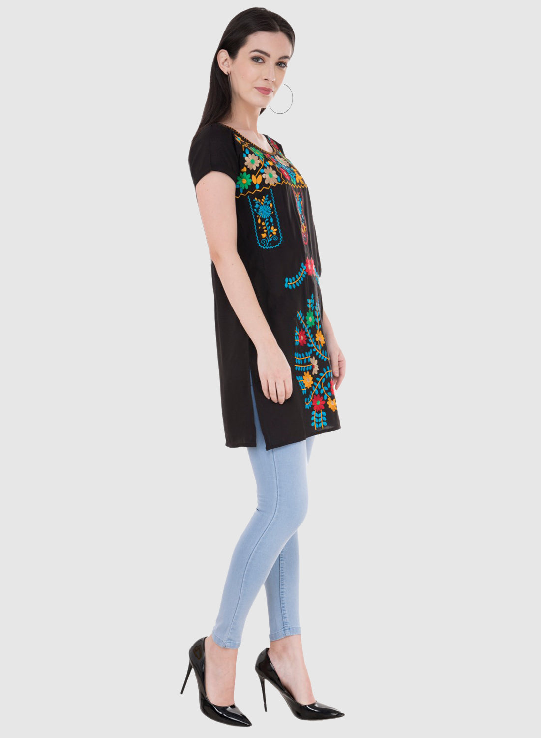 Women Top Black Rayon Tunic Casual Regular Fit Half Sleeves