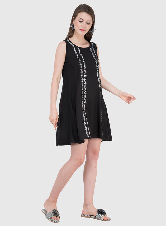 Women Dress Black Aline Rayon Sleeveless Midi Embroidery Work