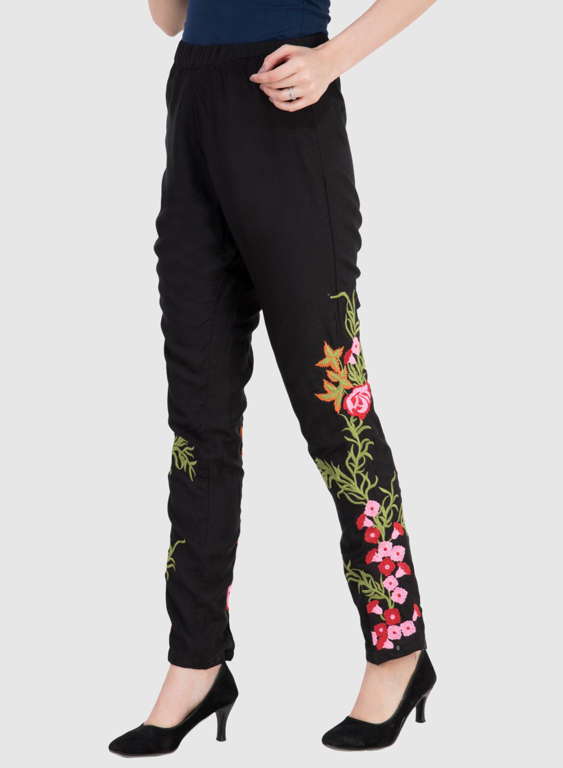 Women Trouser Black Regular Fit Rayon