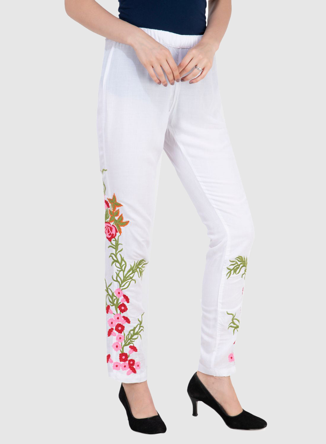 Women Trouser White Regular Fit Rayon