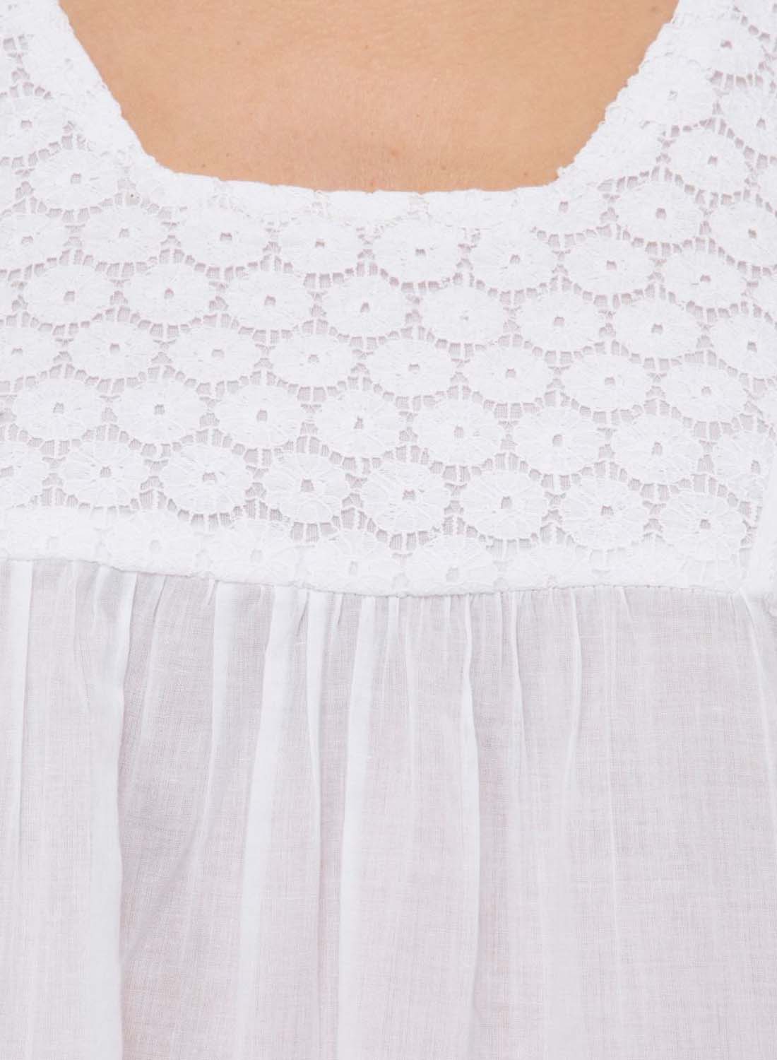 Women Top White Casual Regular Fit 3/4 Sleeve Embroidery Work
